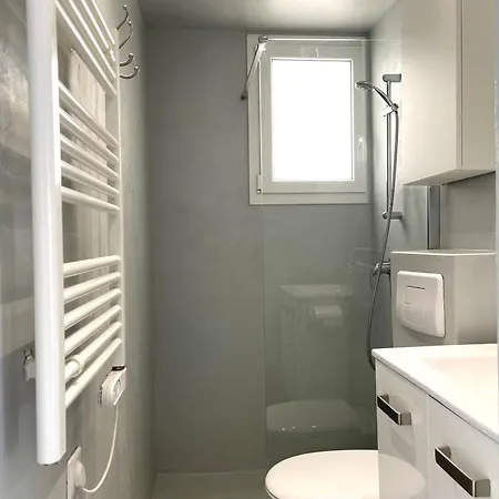 Tusquets - Con Vistas Al Mar *