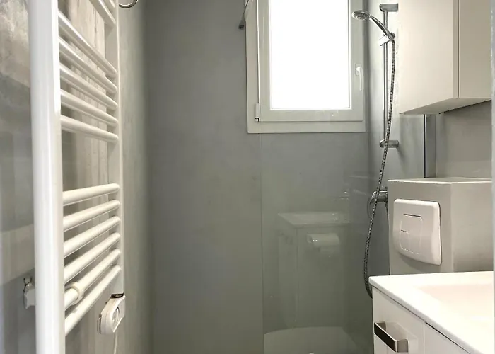 Tusquets - Con Vistas Al Mar *